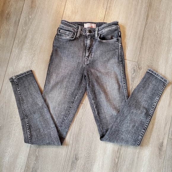 Guess Gray Faded Wash Skinny Stretch Mid to High Rise 1981 Jeans, 24 - Picture 2 of 9